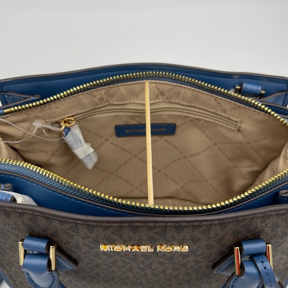 Michael Kors Hope Satchel & Coinpouch with… - Picture 12 of 14